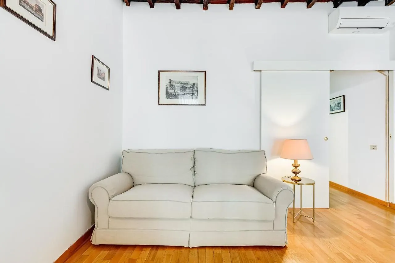 Domus Sant'Angelo Apartment Rome Italy